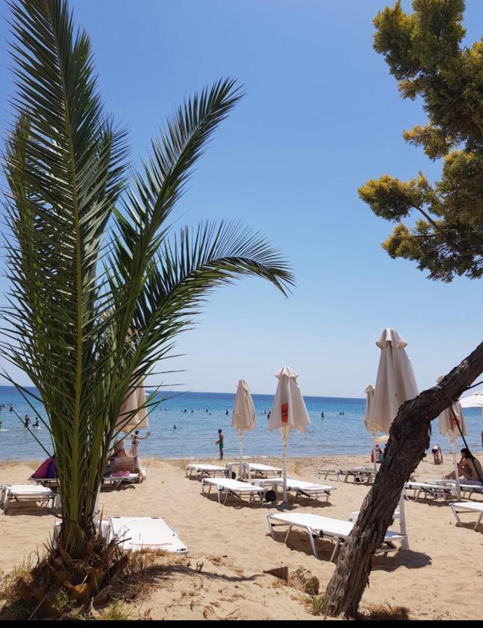Blue Air Apartment 1Minute From Sea, 15 Min From The Airport Artemis City Center Exterior photo