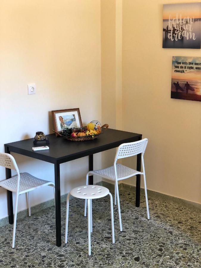 Blue Air Apartment 1Minute From Sea, 15 Min From The Airport Artemis City Center Exterior photo
